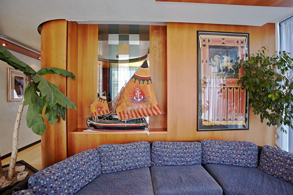 Hotel Sara Caorle Ngoại thất bức ảnh