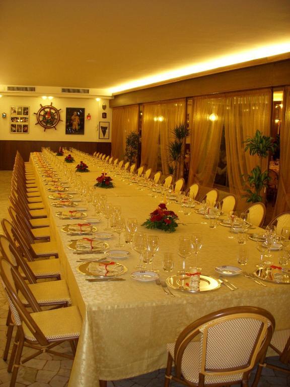 Hotel Sara Caorle Ngoại thất bức ảnh